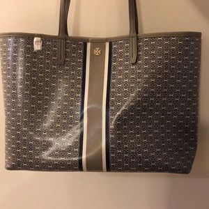 Tory Burch purse